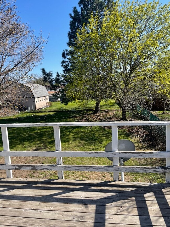 Building Photo - 2 Bedroom Duplex in Spokane Valley **Avail...