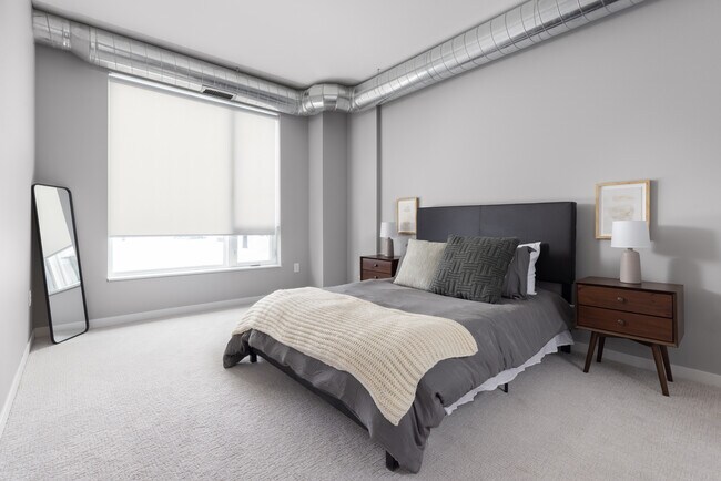 Foto del edificio - Lyv at Uptown & Main