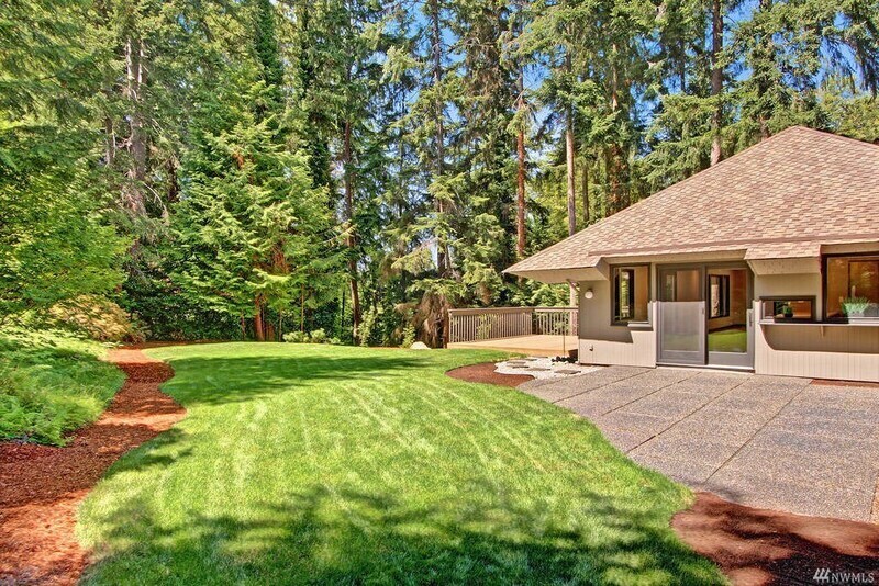 Foto principal - 8364 Olympic View Dr