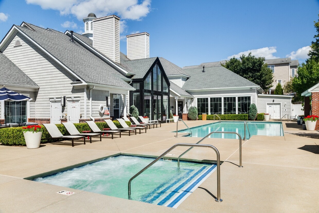 Fotografía del edificio - The Residences at Stevens Pond
