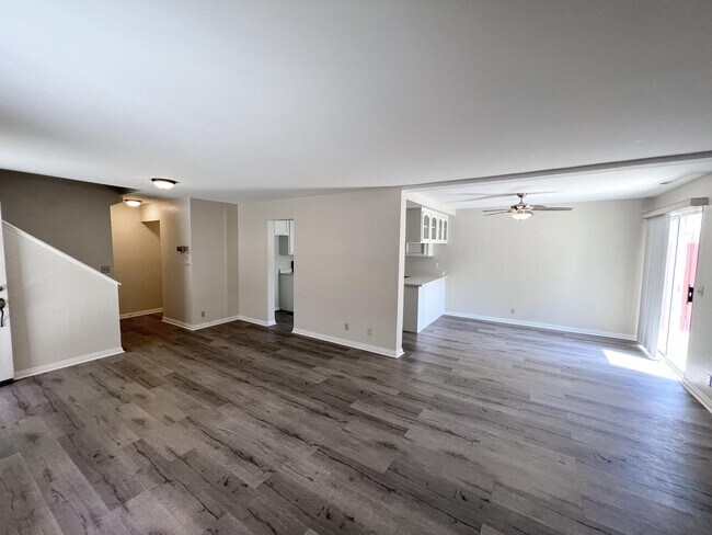 Building Photo - 4702 W 168th St