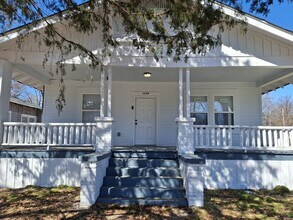 Building Photo - 1220 Alabama Ave SW