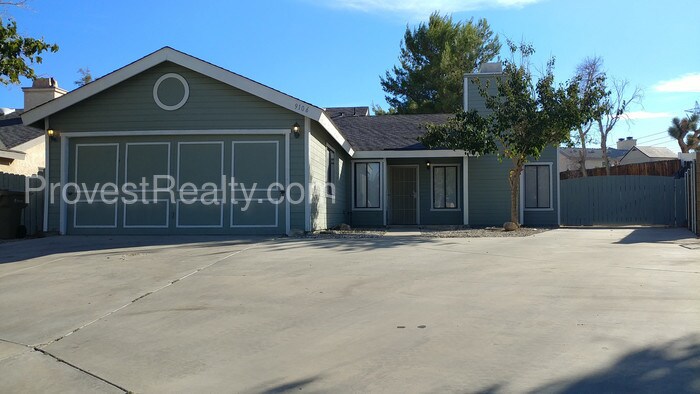 Primary Photo - Commuter Close 4 Bed, 2 Bath Hesperia Home!!