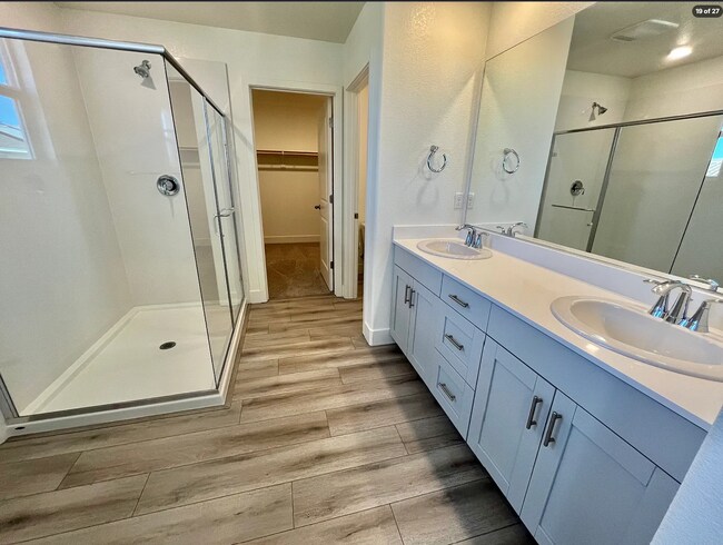 Foto del edificio - 16297 Malibu Dr