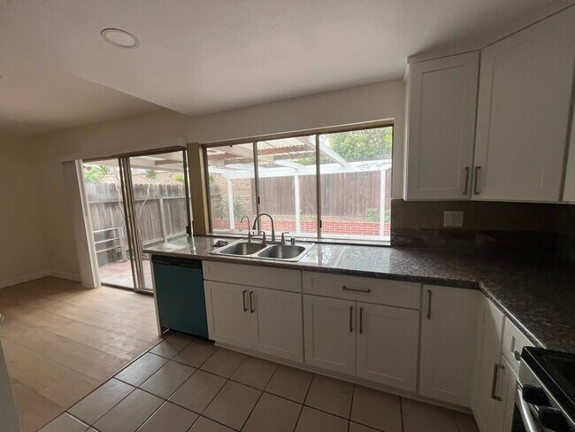 Foto del edificio - 8207 Mammoth Cir