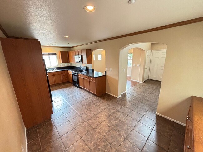 Foto del edificio - Charming 3 Bedroom, 4 Bathroom, 2-Story Ho...