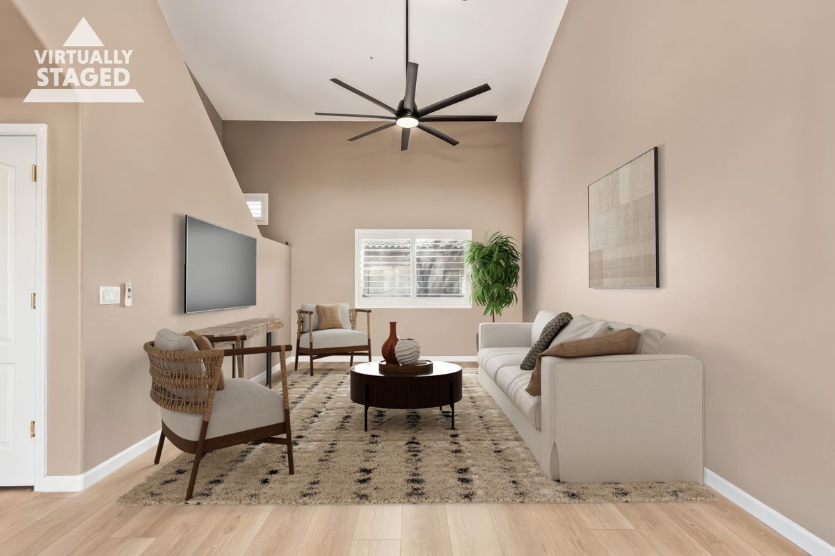 Foto principal - 7978 W Beck Ln