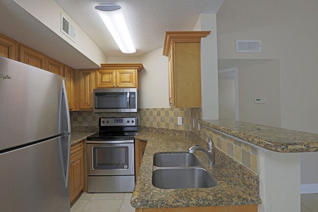 Building Photo - 12601 Equestrian Cir