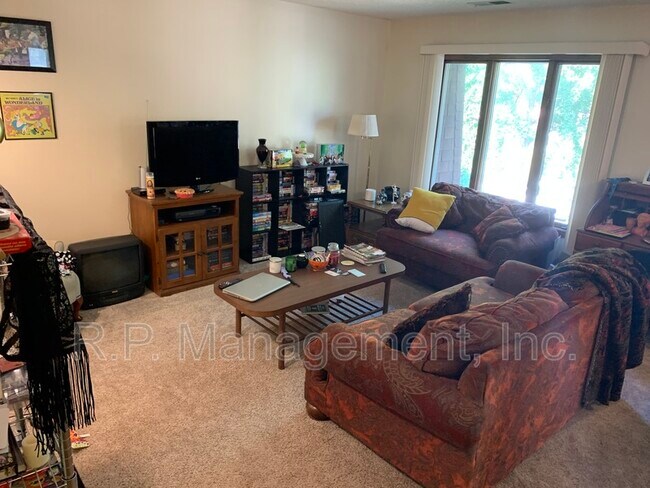 Foto del edificio - 3405 Emerson Ave S
