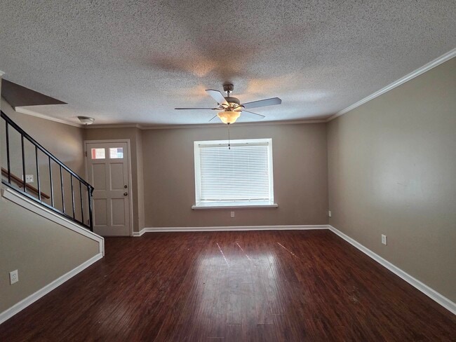 Building Photo - 2104 Harbert Ave