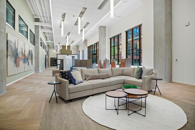 The Collaborative - Broadview at Vanderbilt Apartments