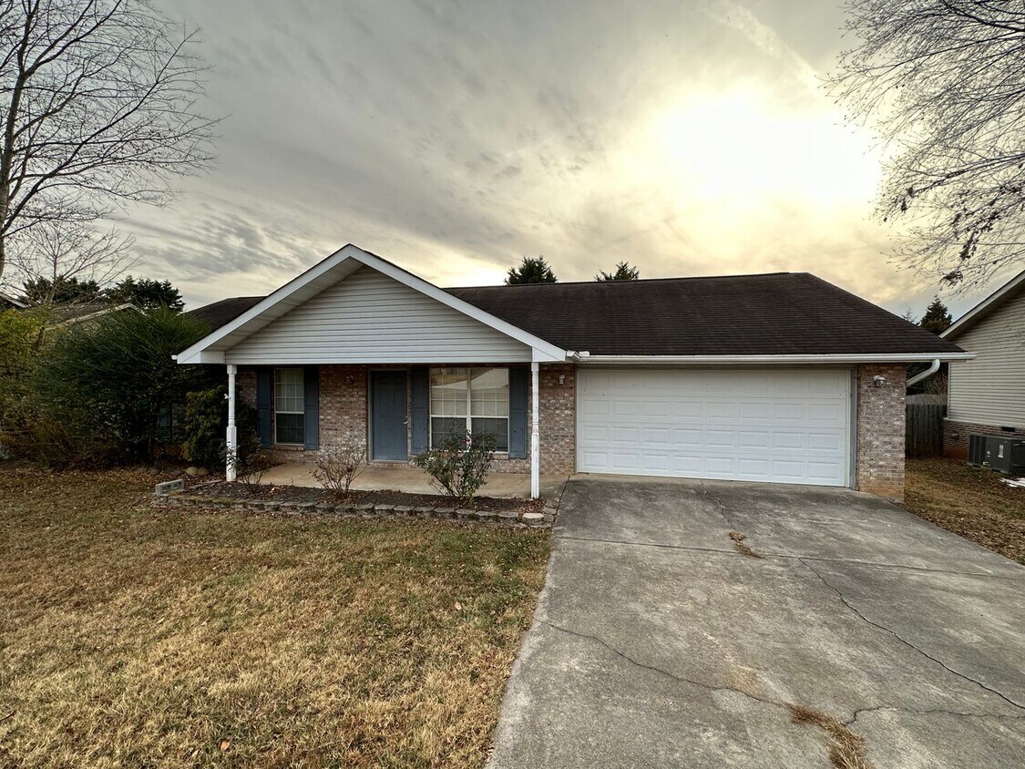 339 Headrickview Dr, Maryville, TN 37804 House Rental in Maryville