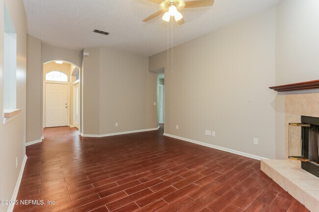 Building Photo - 86293 Fieldstone Dr