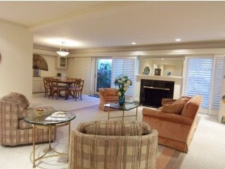 Building Photo - Near Sand Hill and Stanford! Beautifully R...