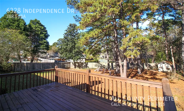 Foto del edificio - 6328 Independence Dr