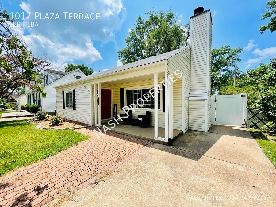 Primary Photo - $2,000 - 3 Bed / 1 Bath home in Kirkwood -...