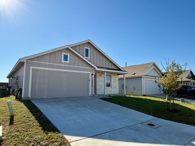 Building Photo - 10622 Erinita Way