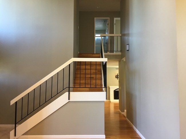 Building Photo - 1514 Partridge Dr