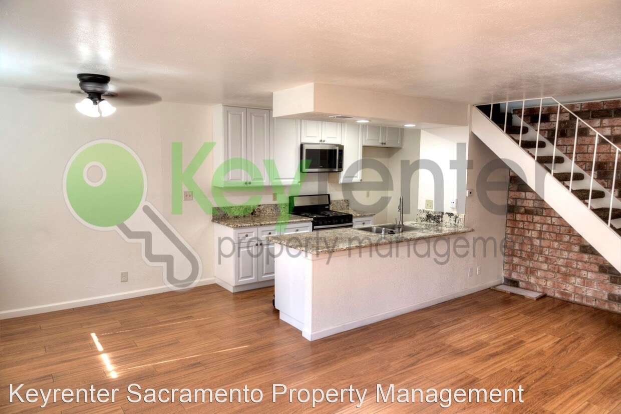 Primary Photo - 2 br, 1 bath House - 4504 Greenholme Dr. #3