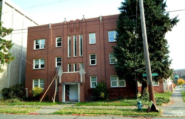 Building Photo - 448 NE Ravenna Blvd
