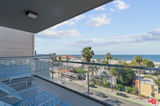 Foto del edificio - 1755 Ocean Ave