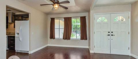 Foto del edificio - 6643 N Colonial Ave