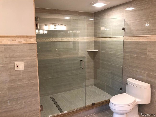 Foto del edificio - 3118 Bloomfield Park Dr