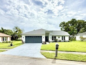 Building Photo - 13642 Dunwoody Ct