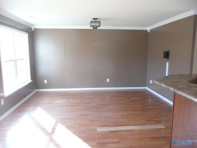 Building Photo - 207 Shadow Tr SW
