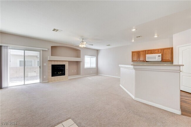 Building Photo - 5507 Big Red Ct