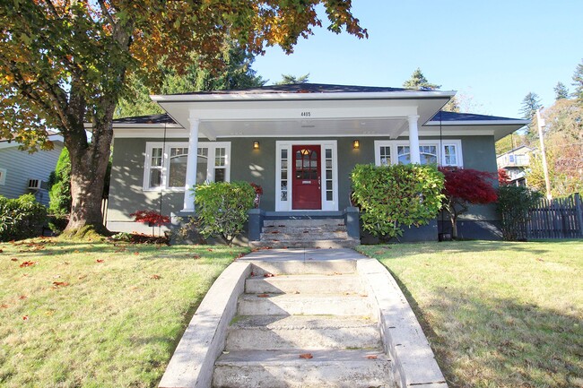 Building Photo - 4405 SW Condor Ave