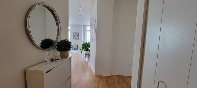 Building Photo - 330 W Grand Ave