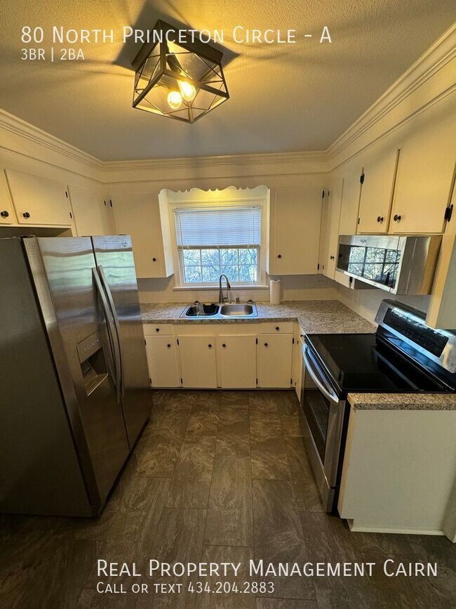 Foto del edificio - 3 Bedroom, 2 Bath with Screened Patio -- C...