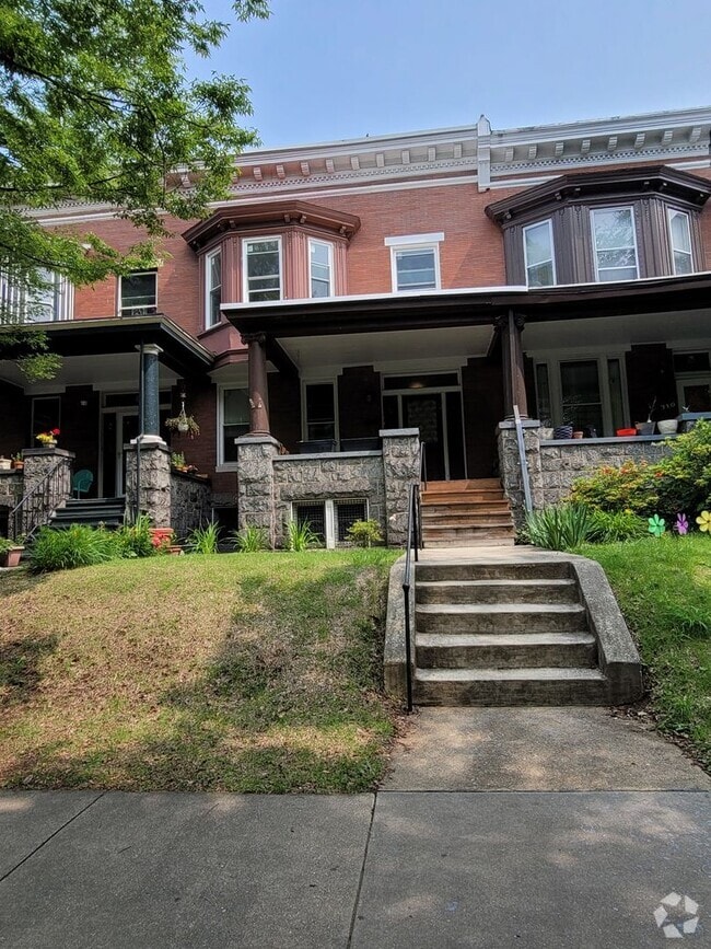 Building Photo - 308 E 33rd St