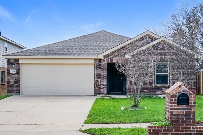 Building Photo - 5509 Northfield Dr