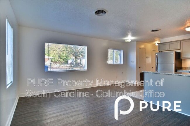 Building Photo - 1304 Suber St