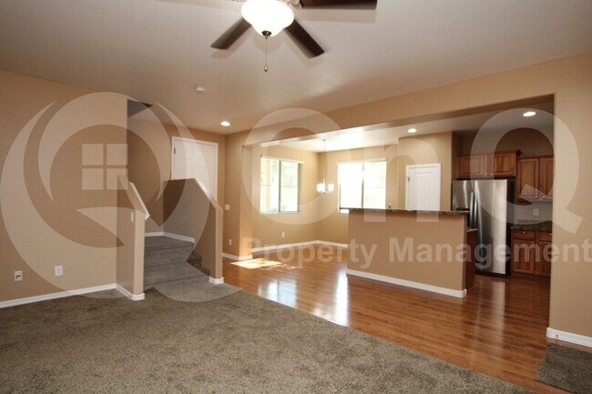 Building Photo - 3796 E Santa Fe Ln
