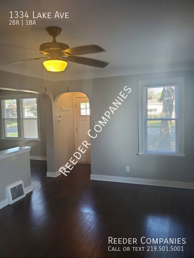 Building Photo - Beautiful 2 bedroom house