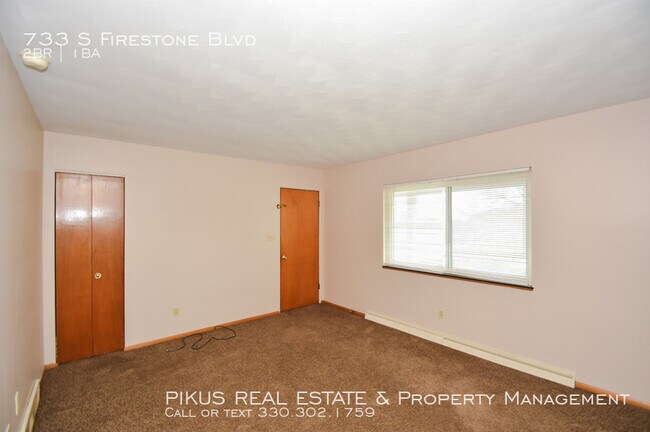 Building Photo - 733 S Firestone Blvd