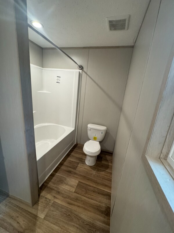 Foto del edificio - 15744 Trigonia St
