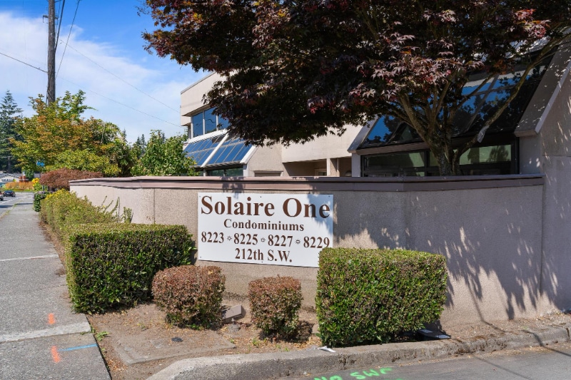 Photo - 8229 212th St SW (Edmonds, WA)