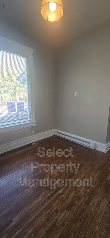 Building Photo - 1103 Crescent Ave