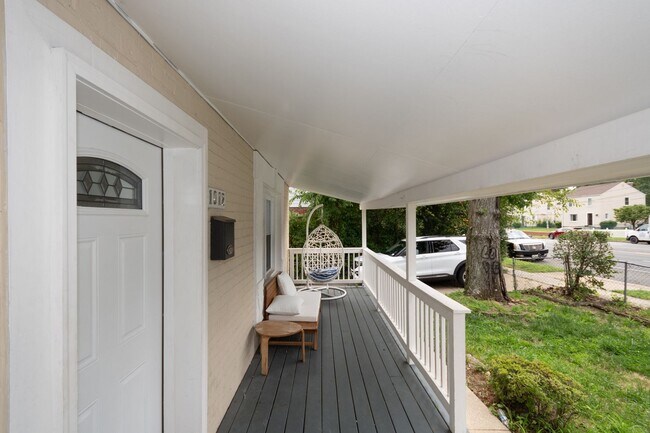 Foto del edificio - 1012 East-West Hwy