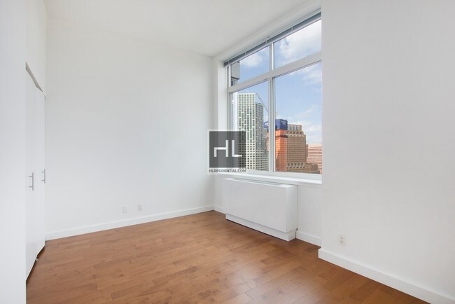 Foto del edificio - No Fee - Luxurious Studio In Fort Greene