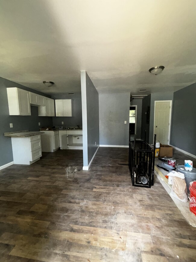 Building Photo - 4504 Ken Knight Dr N