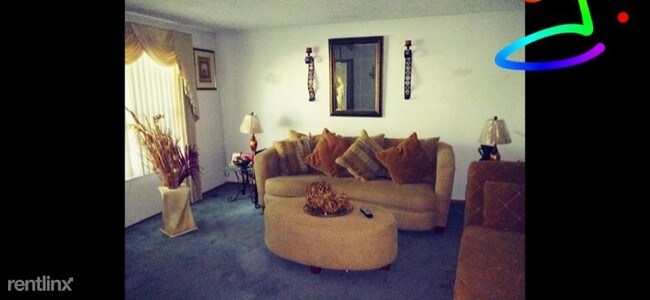 Building Photo - 2 br, 1.5 bath House - 9818 Ventura Dr