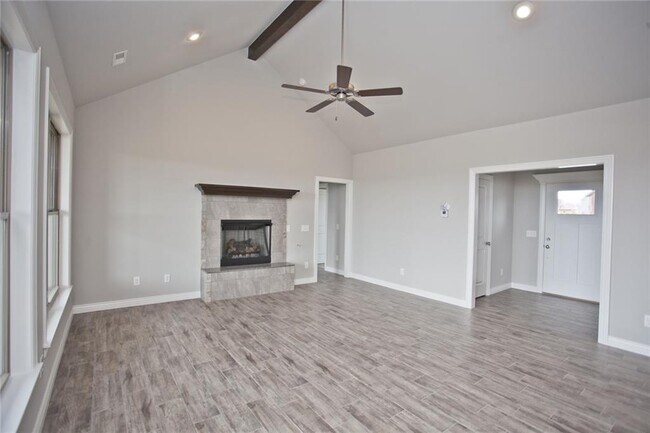 Foto del edificio - 1004 Taylor