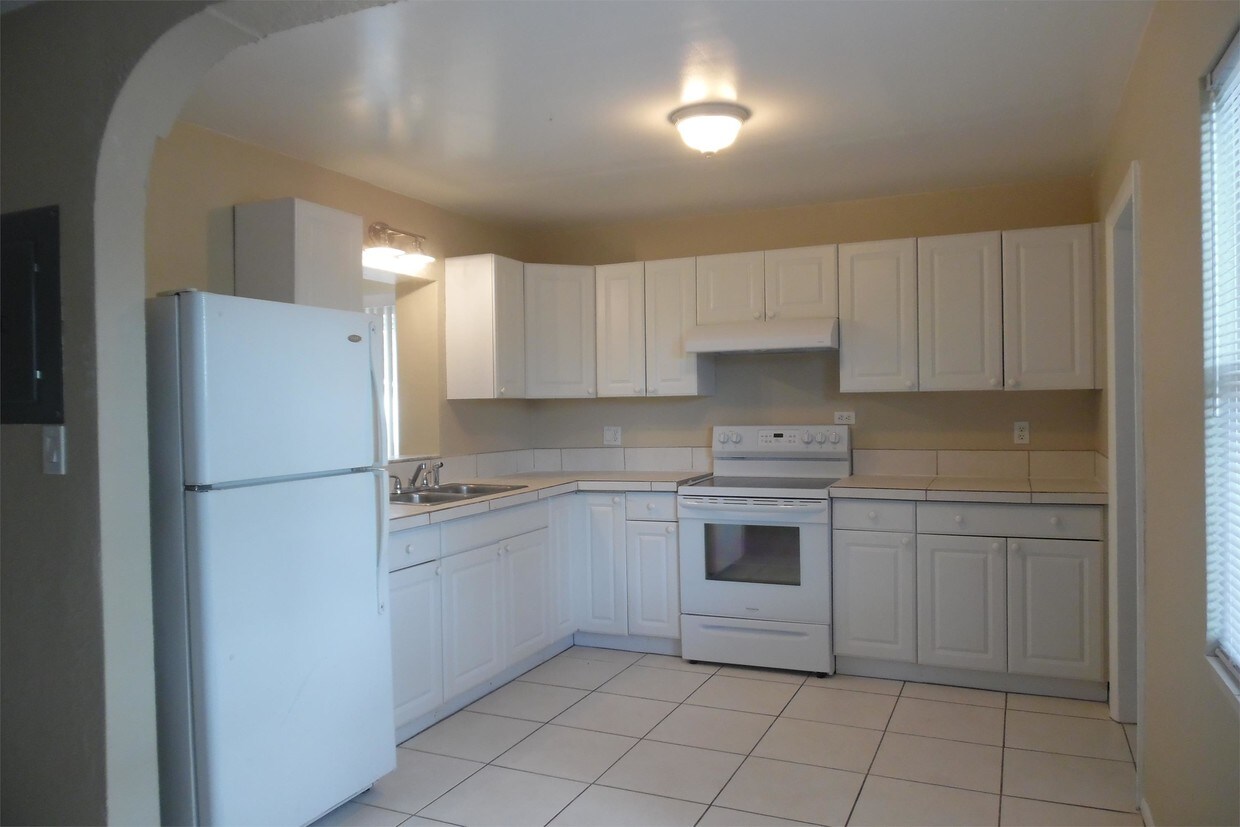 27264 Sunnybrook Rd, Punta Gorda, FL 33983 Townhome Rentals in Punta