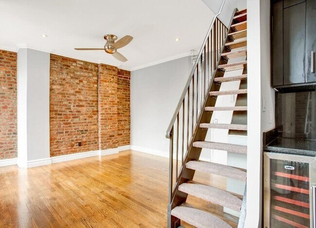 Foto del edificio - 234 Mott St