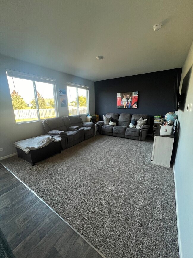 Foto del edificio - 1271 Bayberry Cir